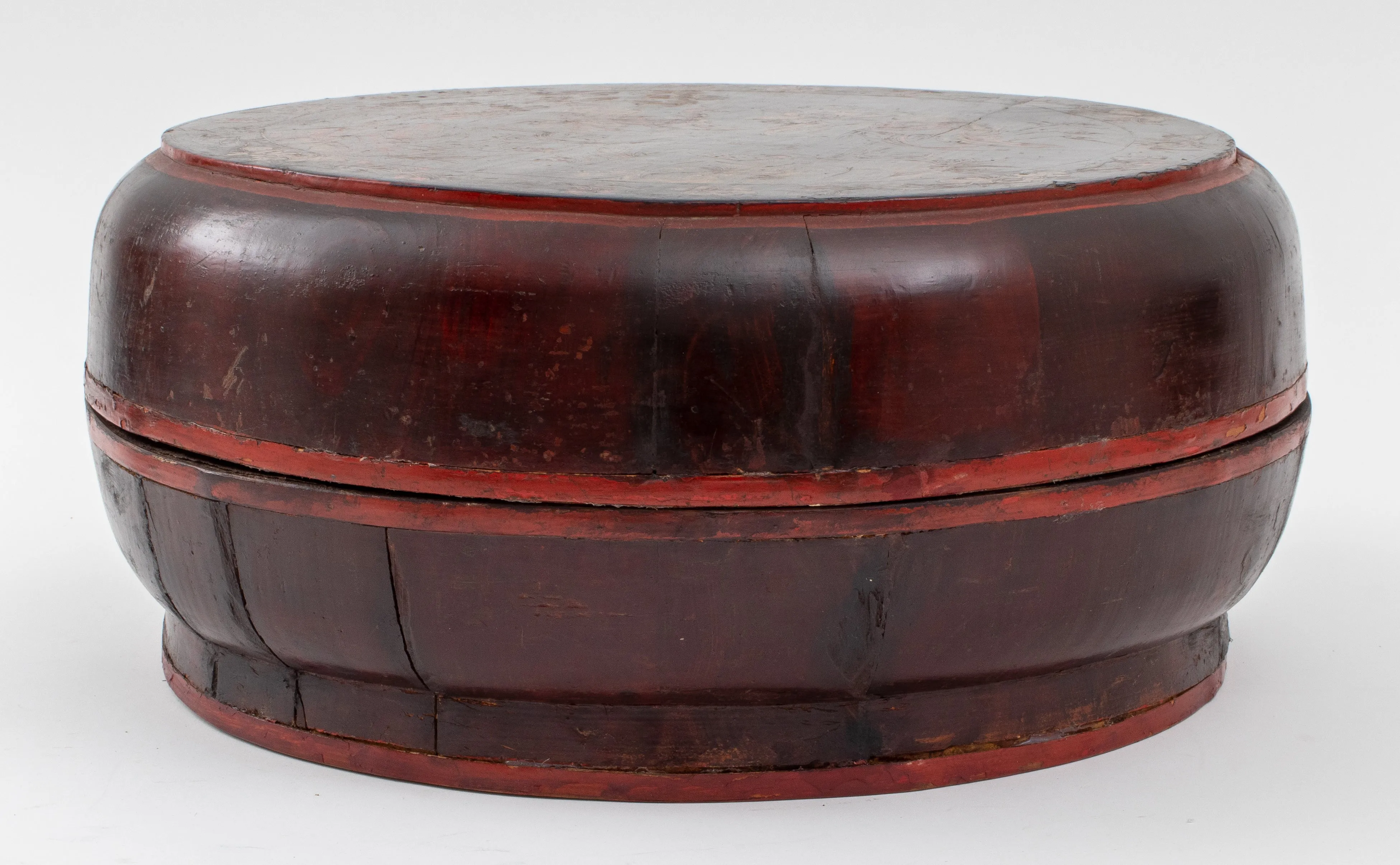 A Japanese Lacquered Drum-Shaped Box