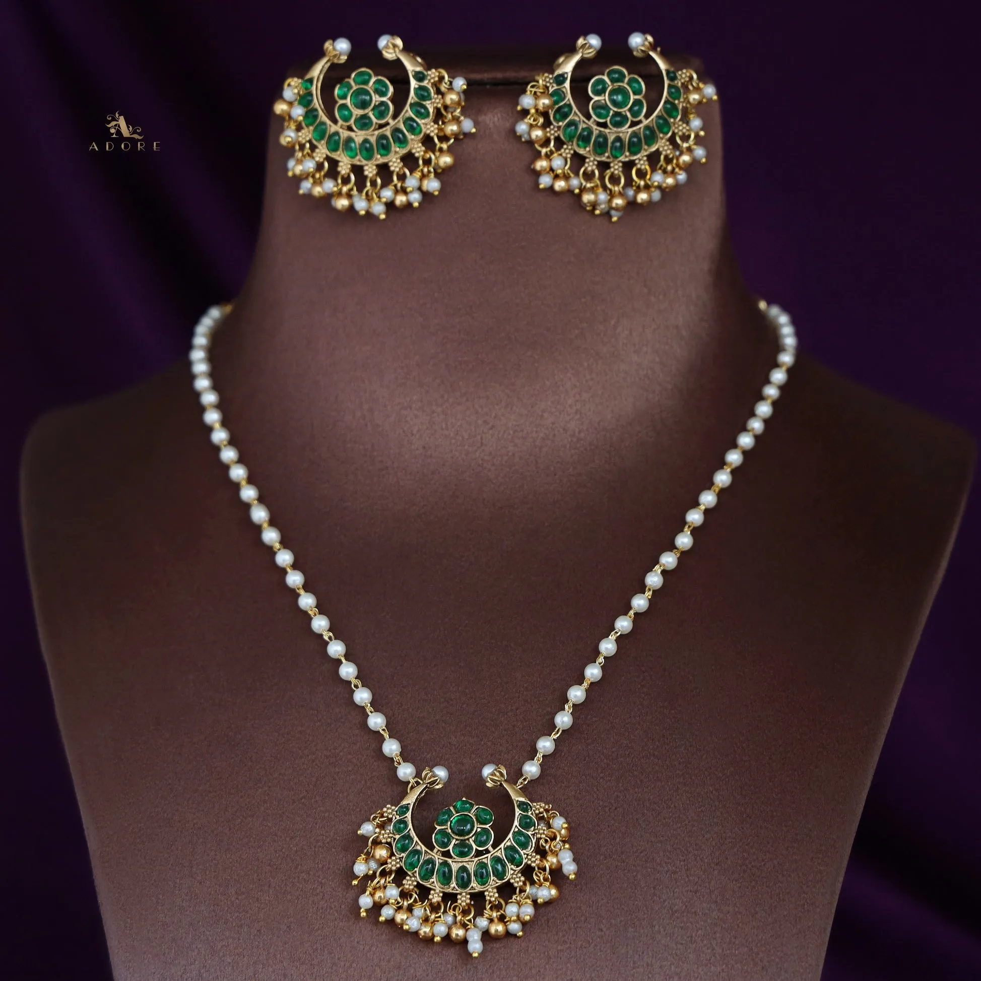 Aalia Golden Crescent Pearl Neckpiece With Earring