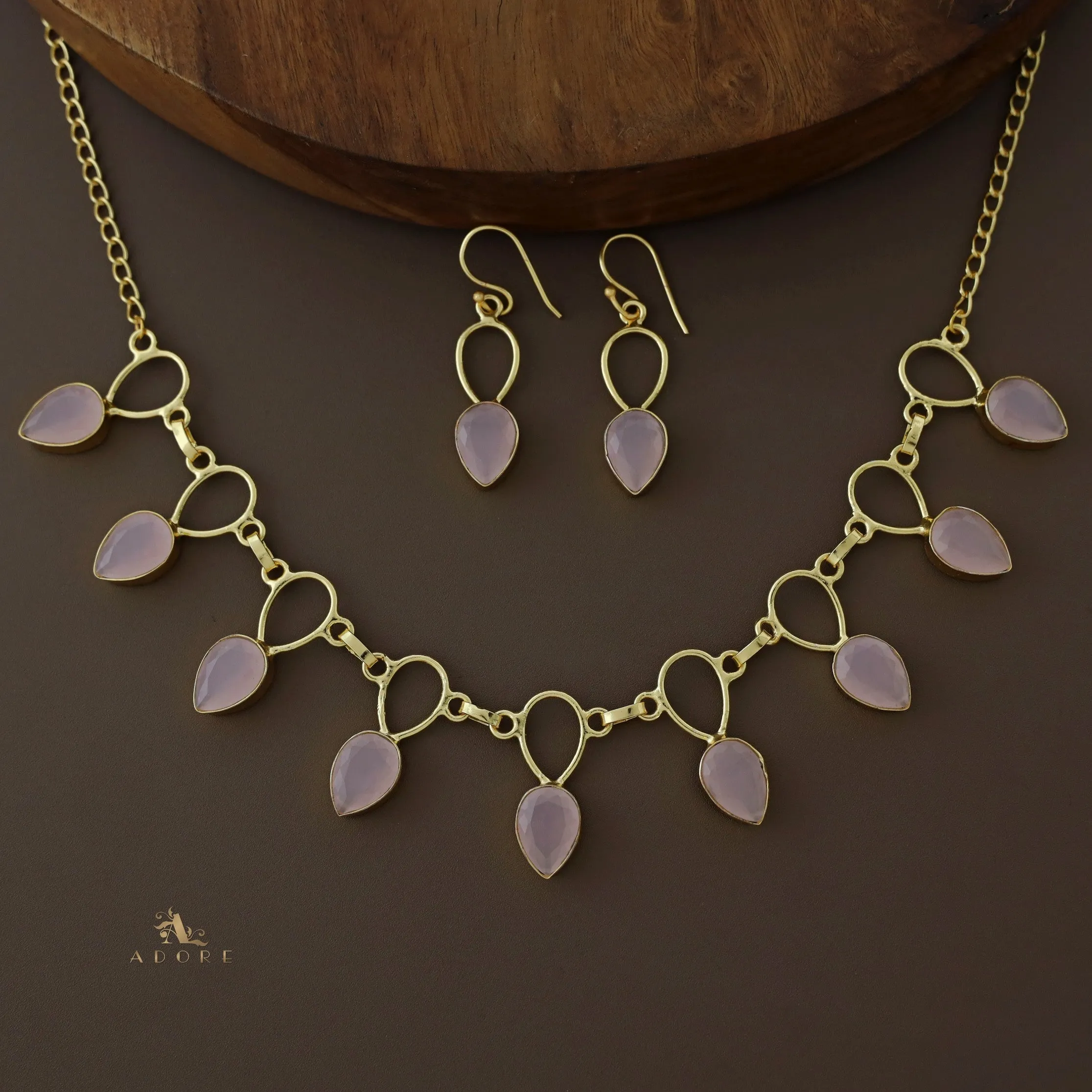 Adorn Neckpiece with Drop