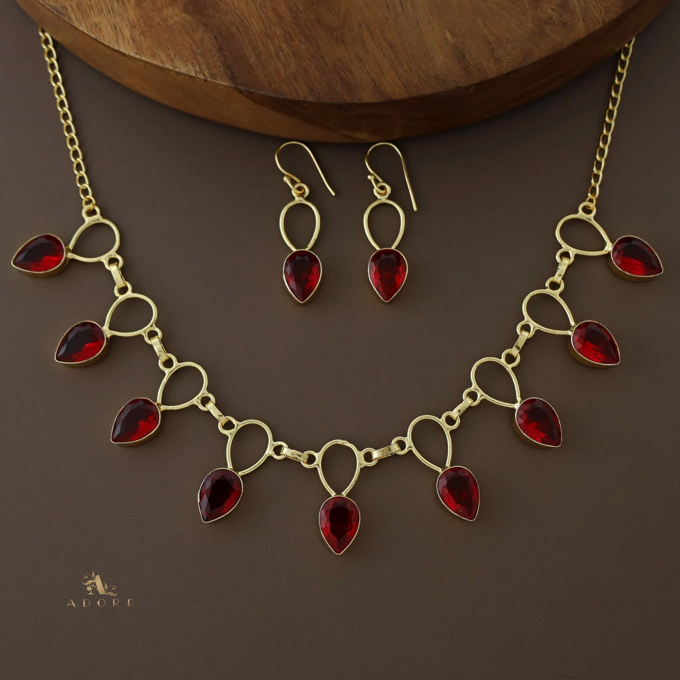 Adorn Neckpiece with Drop