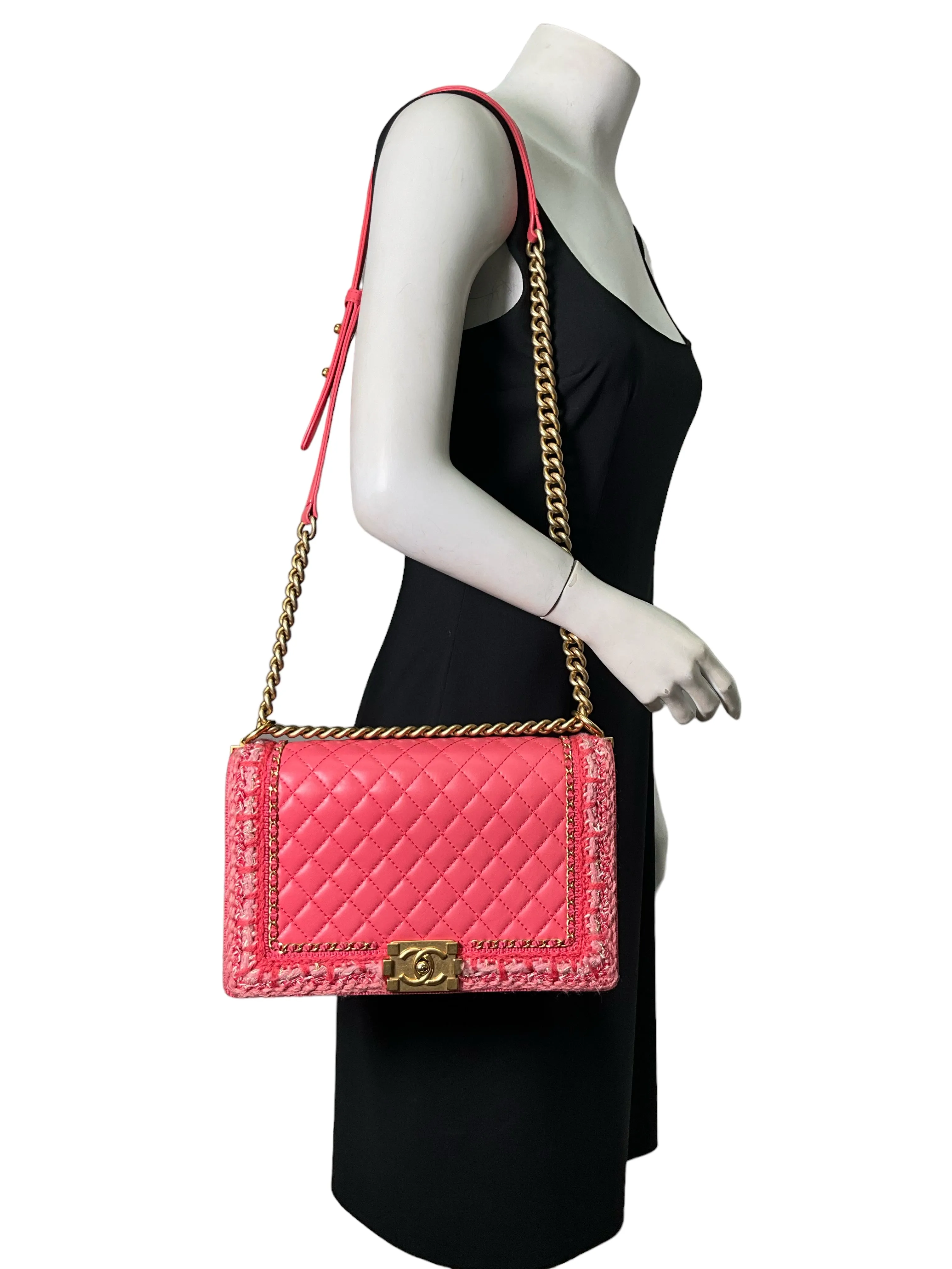 Chanel Pink Quilted Lambskin Boy Bag With Tweed Size M