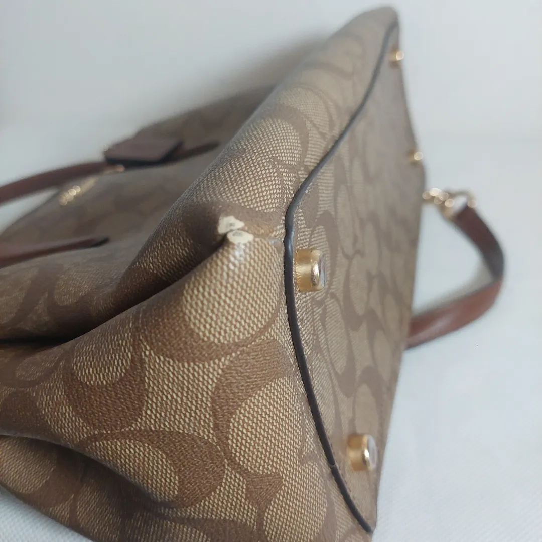 Coach Tan Signature 'Margot' Carryall Handbag | Pre loved |