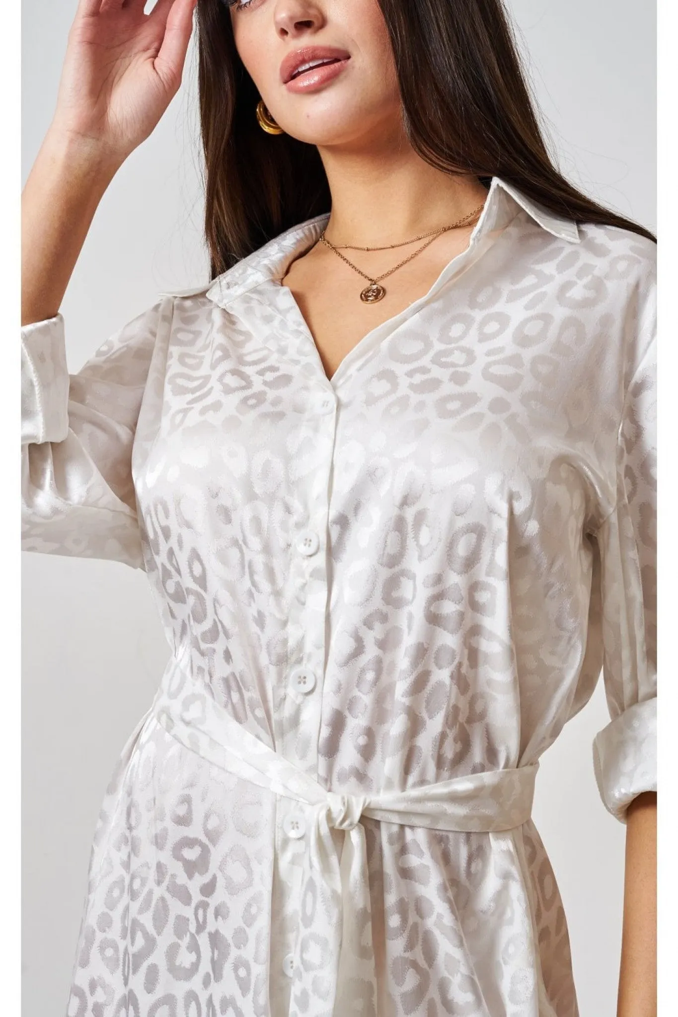 Love Frontrow White Jacquard Leopard Print Shirt Dress